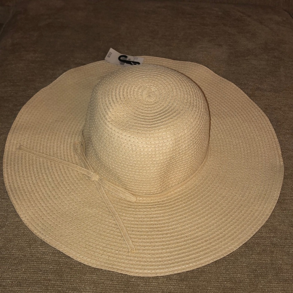 Tropical hat - New